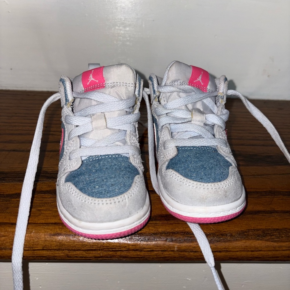 Jordan Toddler Sneakers in White, Pink and Denim